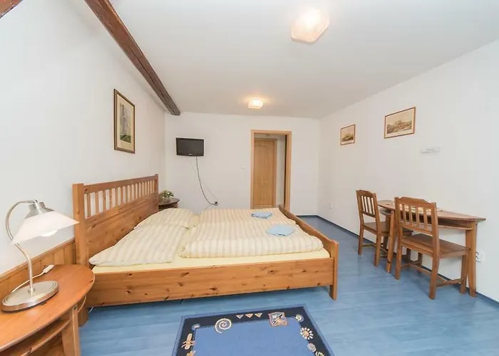 Penzion U Kostela