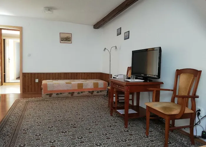 U Kostela Penzion 3*