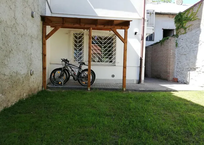 Penzion U Kostela